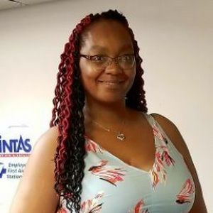 Meet your Posher, Michele